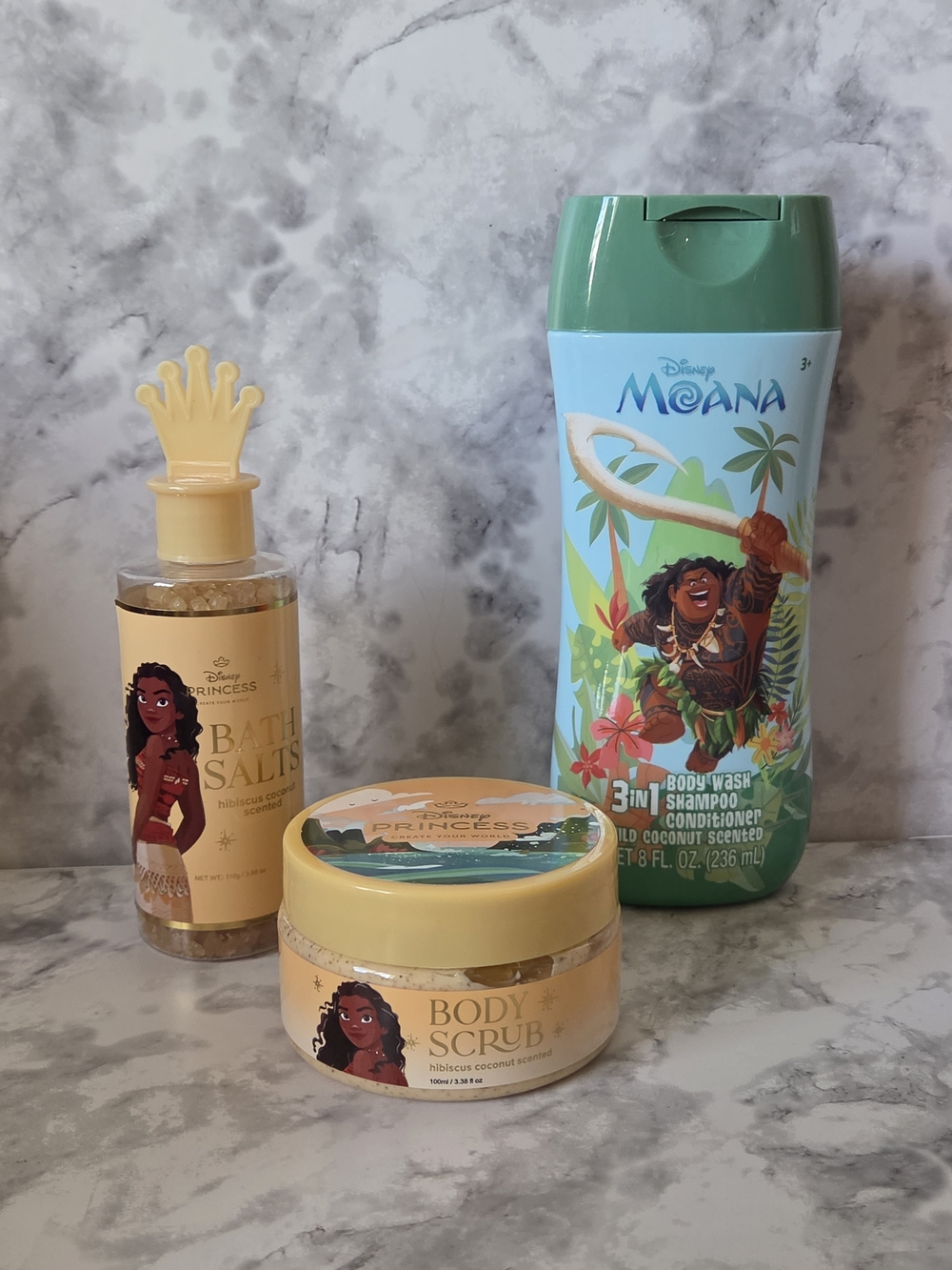 Disney Princess Moana Hibiscus Coconut Body Scrub & Bath Set - Yellow